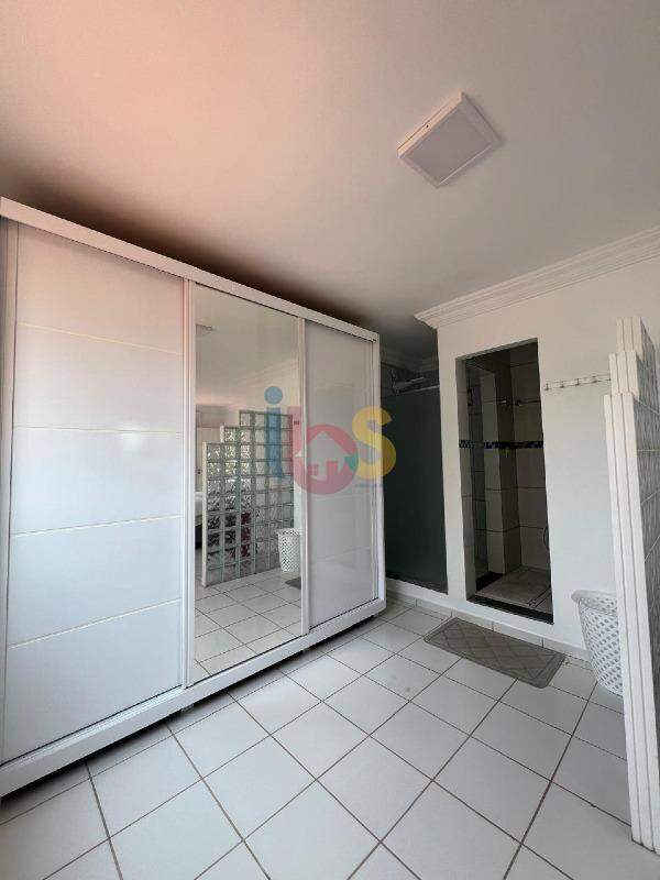 Casa à venda com 6 quartos, 350m² - Foto 17