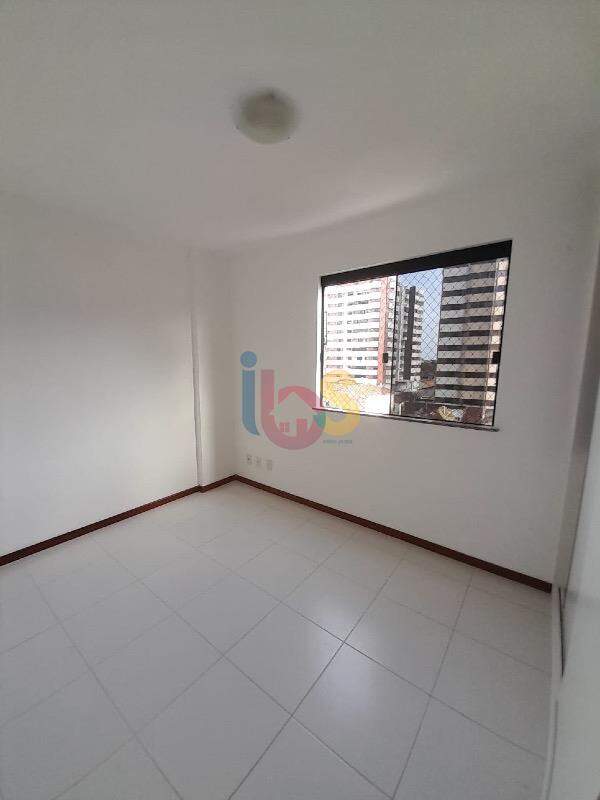 Apartamento para alugar com 2 quartos, 68m² - Foto 6