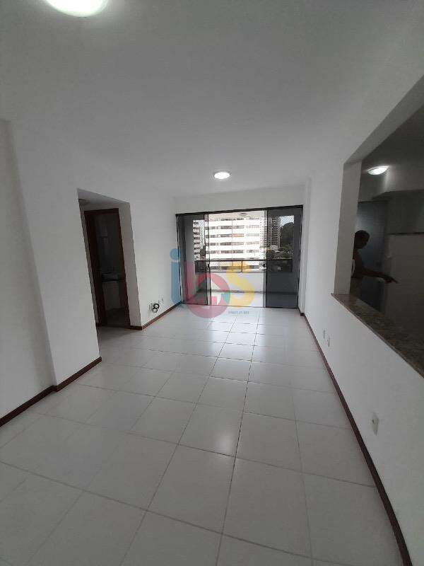 Apartamento para alugar com 2 quartos, 68m² - Foto 3