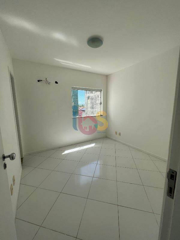 Apartamento para alugar com 3 quartos, 90m² - Foto 10