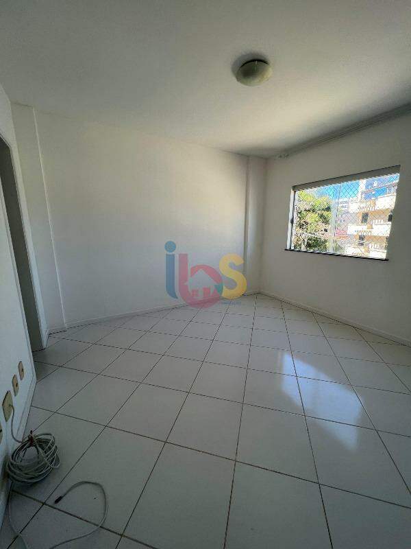 Apartamento para alugar com 3 quartos, 90m² - Foto 5