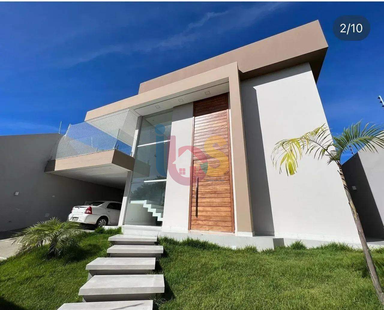 Casa à venda com 5 quartos, 250m² - Foto 1