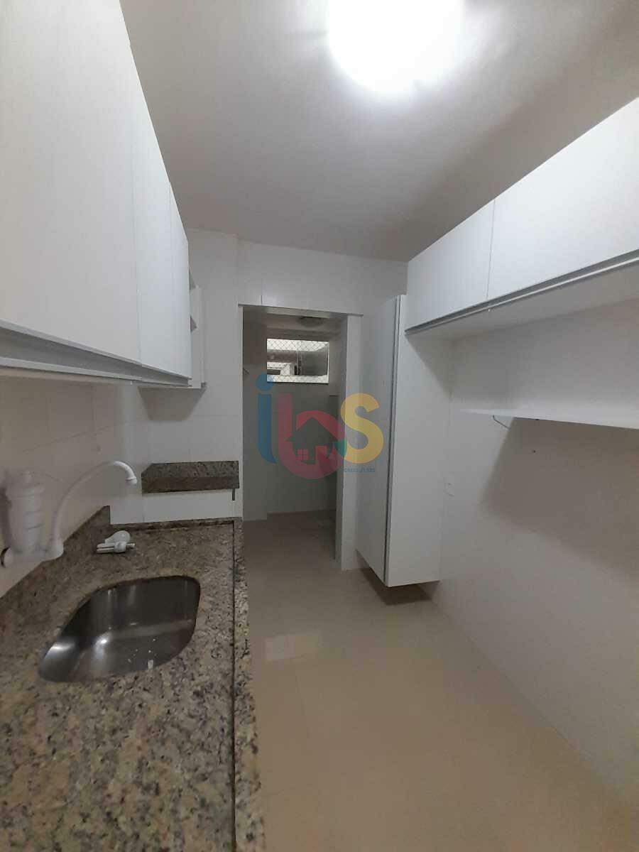 Apartamento para alugar com 3 quartos, 110m² - Foto 11