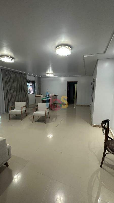 Casa à venda com 3 quartos, 307m² - Foto 13