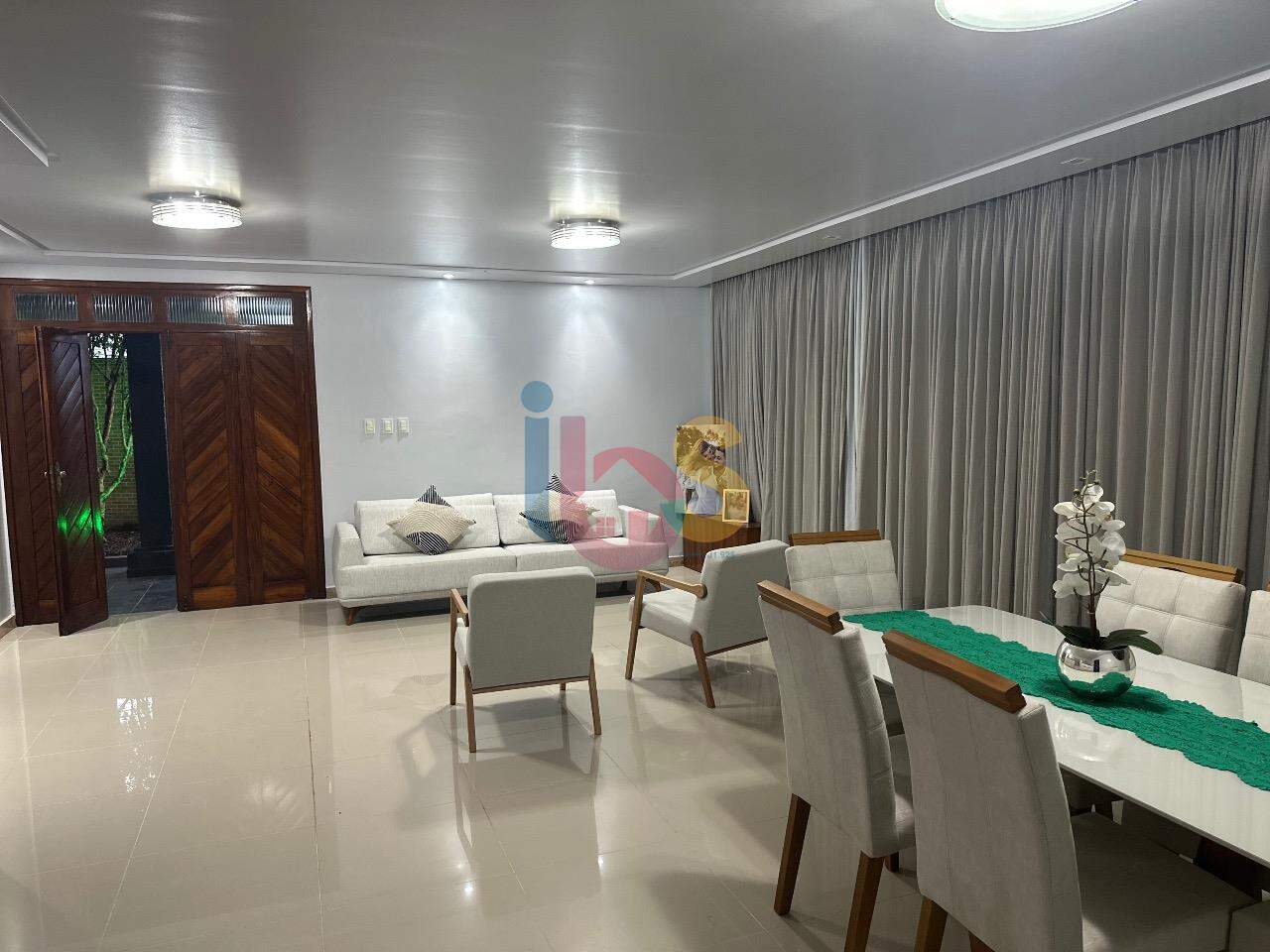 Casa à venda com 3 quartos, 307m² - Foto 12