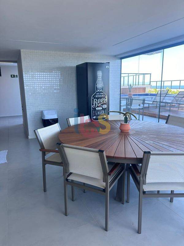 Apartamento à venda com 2 quartos, 72m² - Foto 24