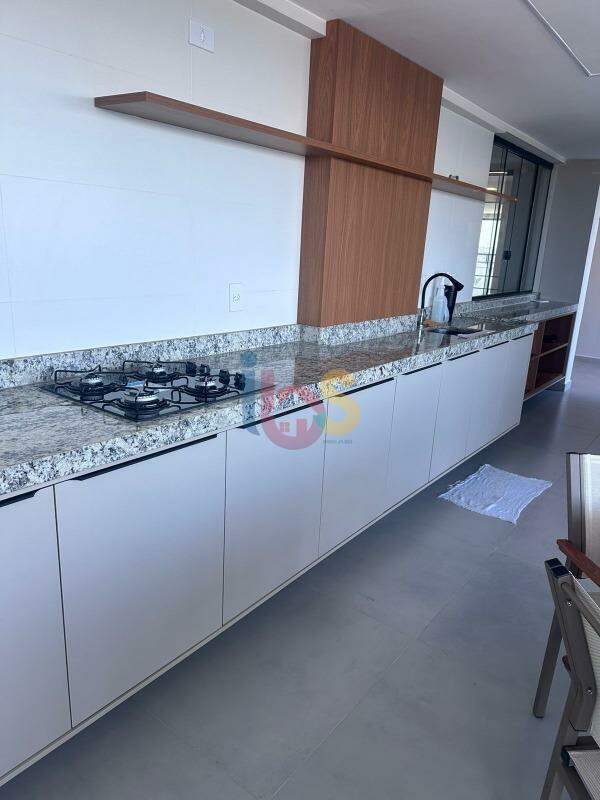 Apartamento à venda com 2 quartos, 72m² - Foto 25