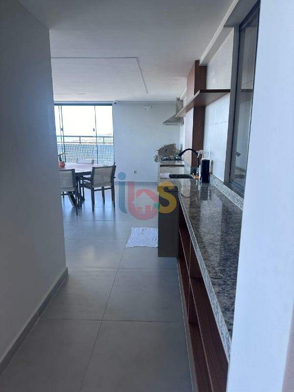 Apartamento à venda com 2 quartos, 72m² - Foto 11