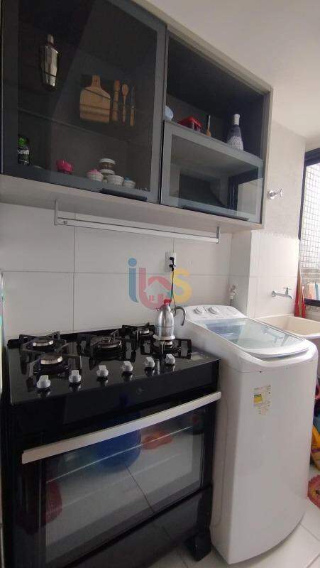 Apartamento para alugar com 2 quartos, 67m² - Foto 12