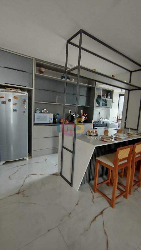 Apartamento para alugar com 2 quartos, 67m² - Foto 1