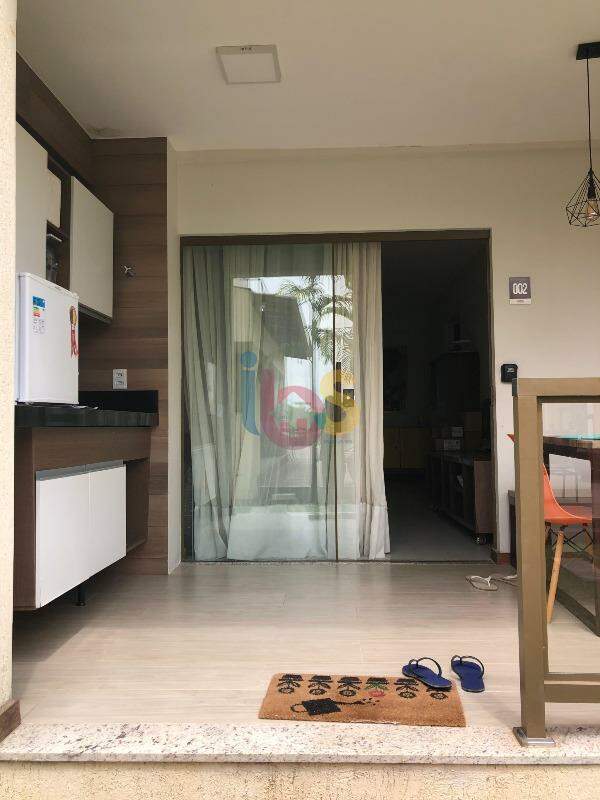 Apartamento à venda com 2 quartos, 72m² - Foto 4