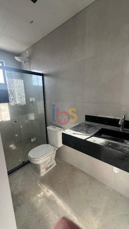 Apartamento para alugar com 2 quartos, 76m² - Foto 5