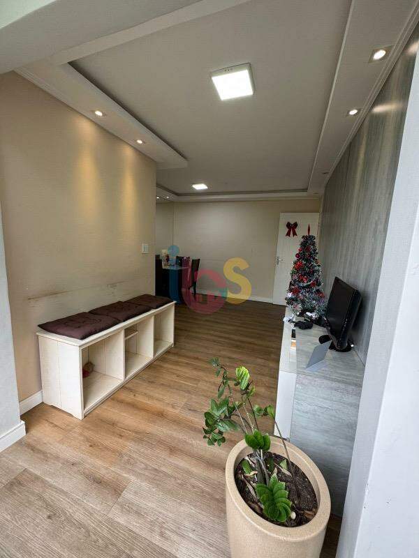 Apartamento à venda com 2 quartos, 65m² - Foto 3