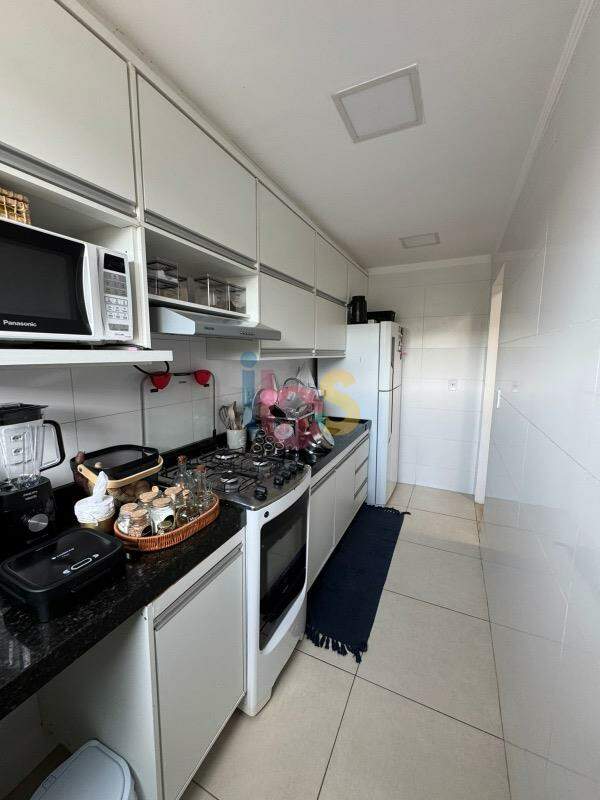 Apartamento à venda com 2 quartos, 65m² - Foto 12