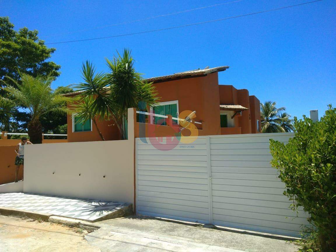 Casa à venda com 6 quartos, 280m² - Foto 1