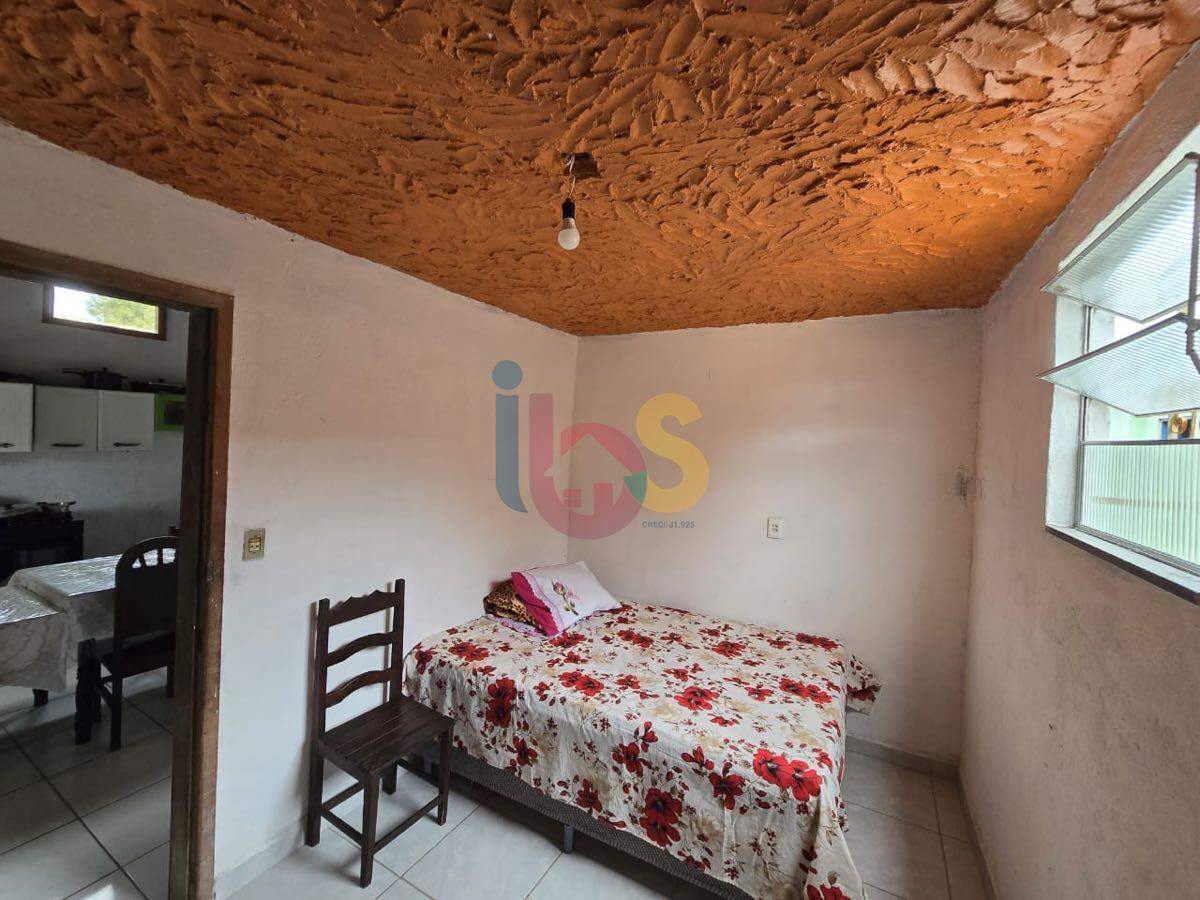 Casa à venda com 3 quartos, 325m² - Foto 15
