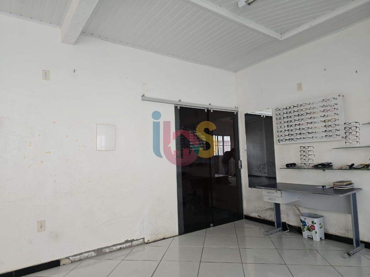 Casa à venda com 3 quartos, 325m² - Foto 16