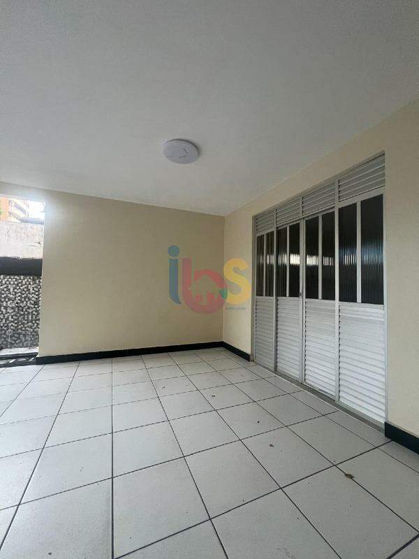 Casa para alugar com 3 quartos, 250m² - Foto 3