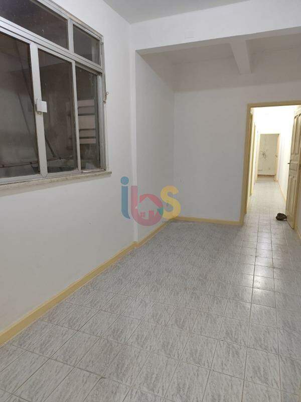 Apartamento para alugar com 2 quartos, 75m² - Foto 8