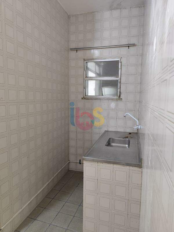 Apartamento para alugar com 2 quartos, 75m² - Foto 9