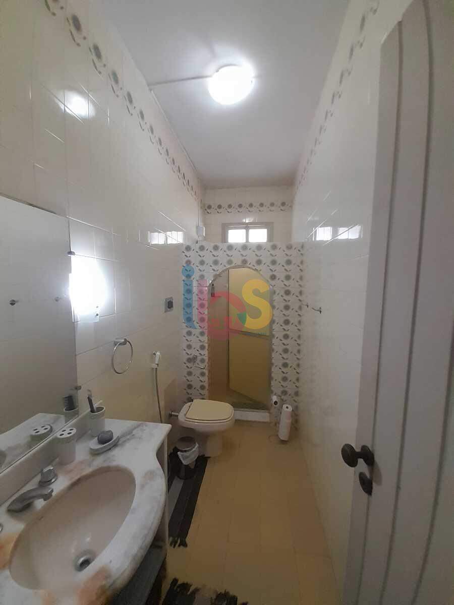 Casa para alugar com 3 quartos, 180m² - Foto 9