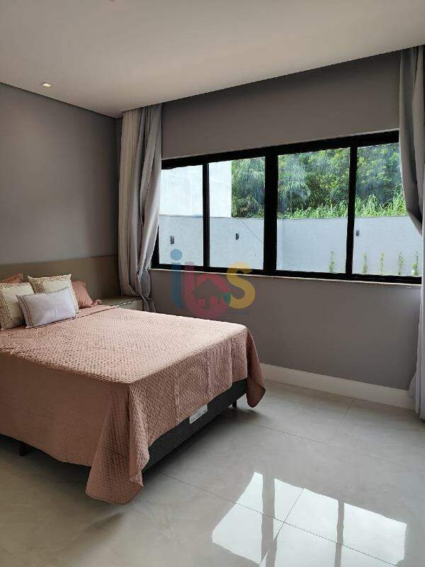 Casa à venda com 4 quartos, 350m² - Foto 30