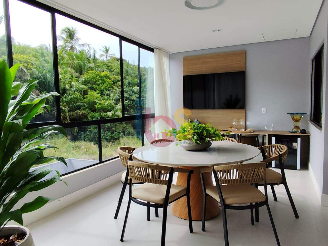 Casa à venda com 4 quartos, 350m² - Foto 4