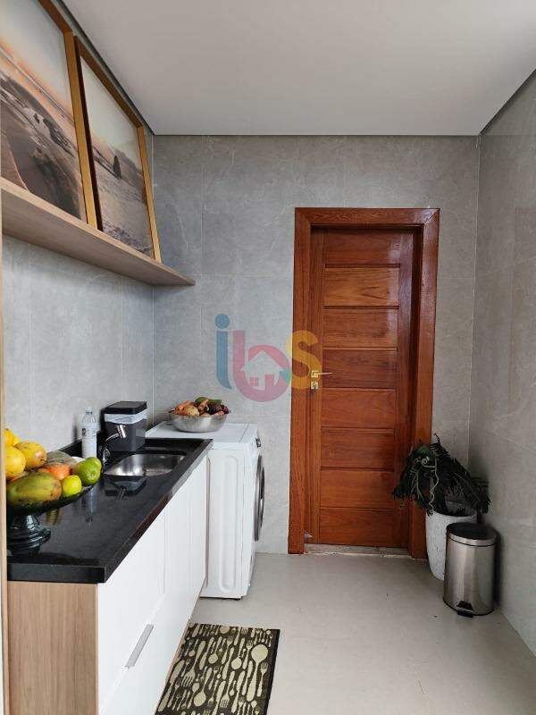 Casa à venda com 4 quartos, 350m² - Foto 33