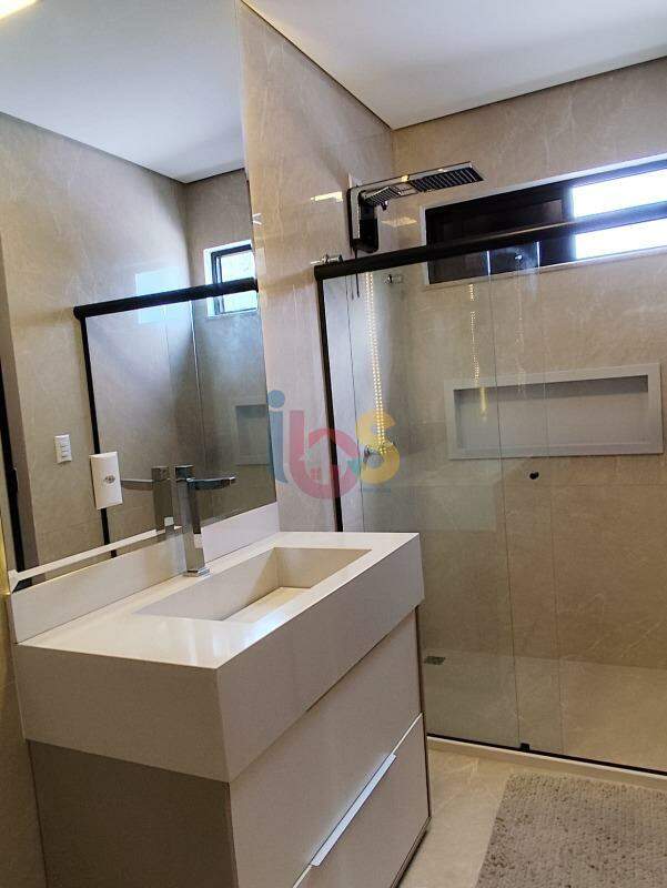 Casa à venda com 4 quartos, 350m² - Foto 22