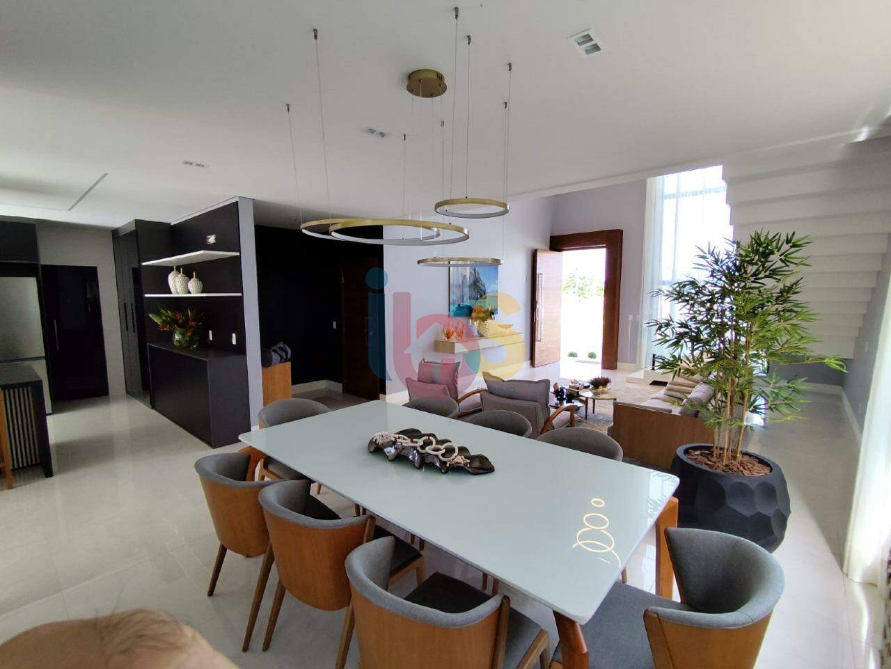 Casa à venda com 4 quartos, 350m² - Foto 10