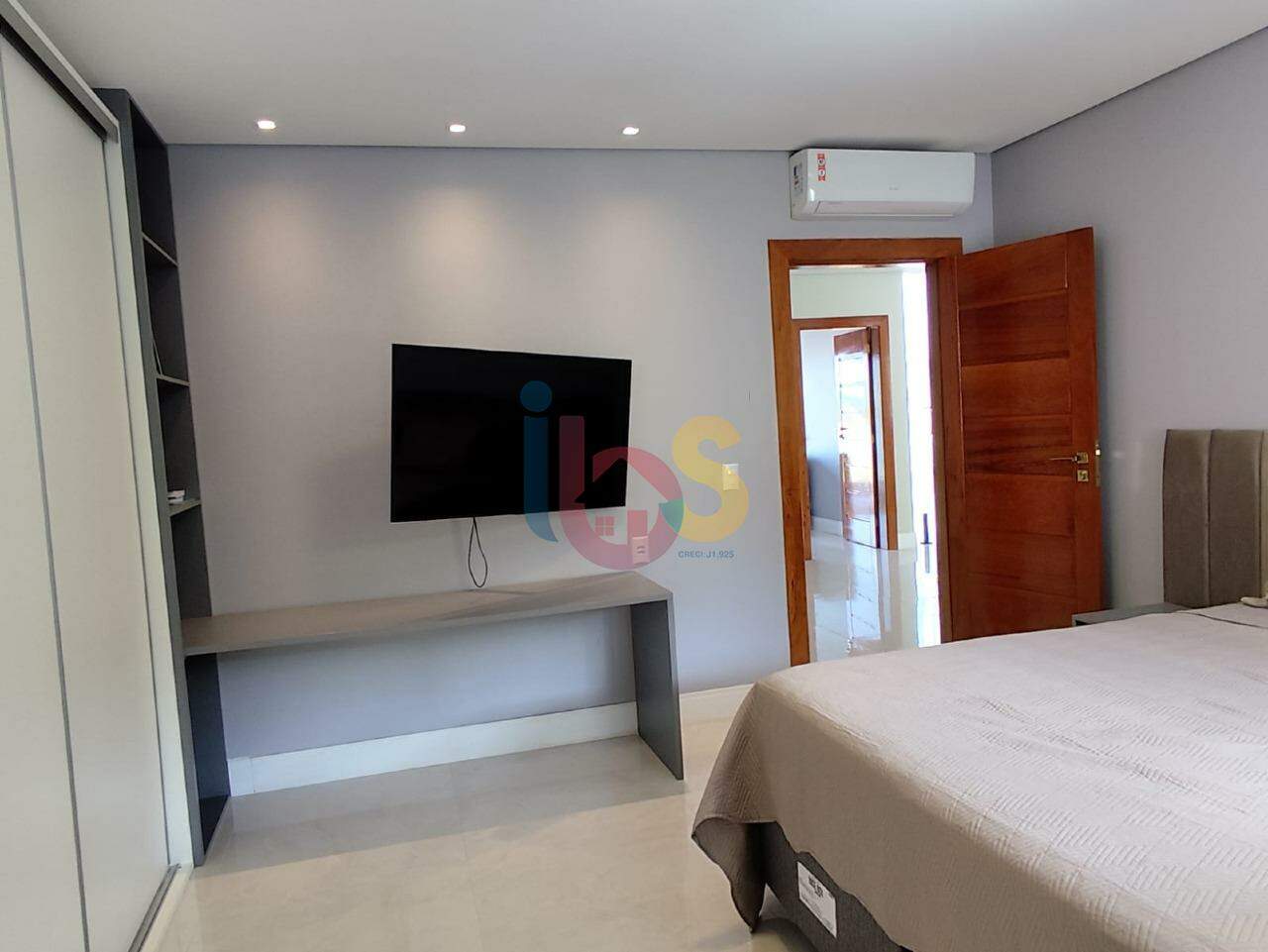 Casa à venda com 4 quartos, 350m² - Foto 17