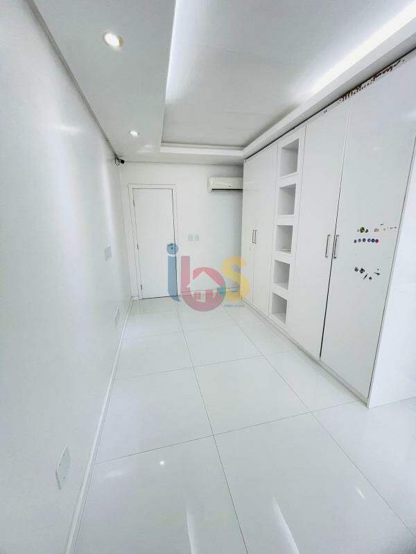 Casa para alugar com 5 quartos, 280m² - Foto 14