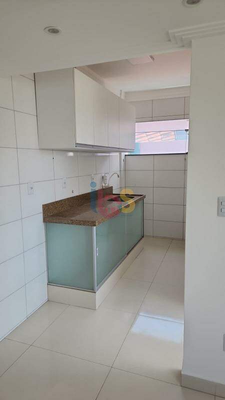 Apartamento para alugar com 2 quartos, 60m² - Foto 11