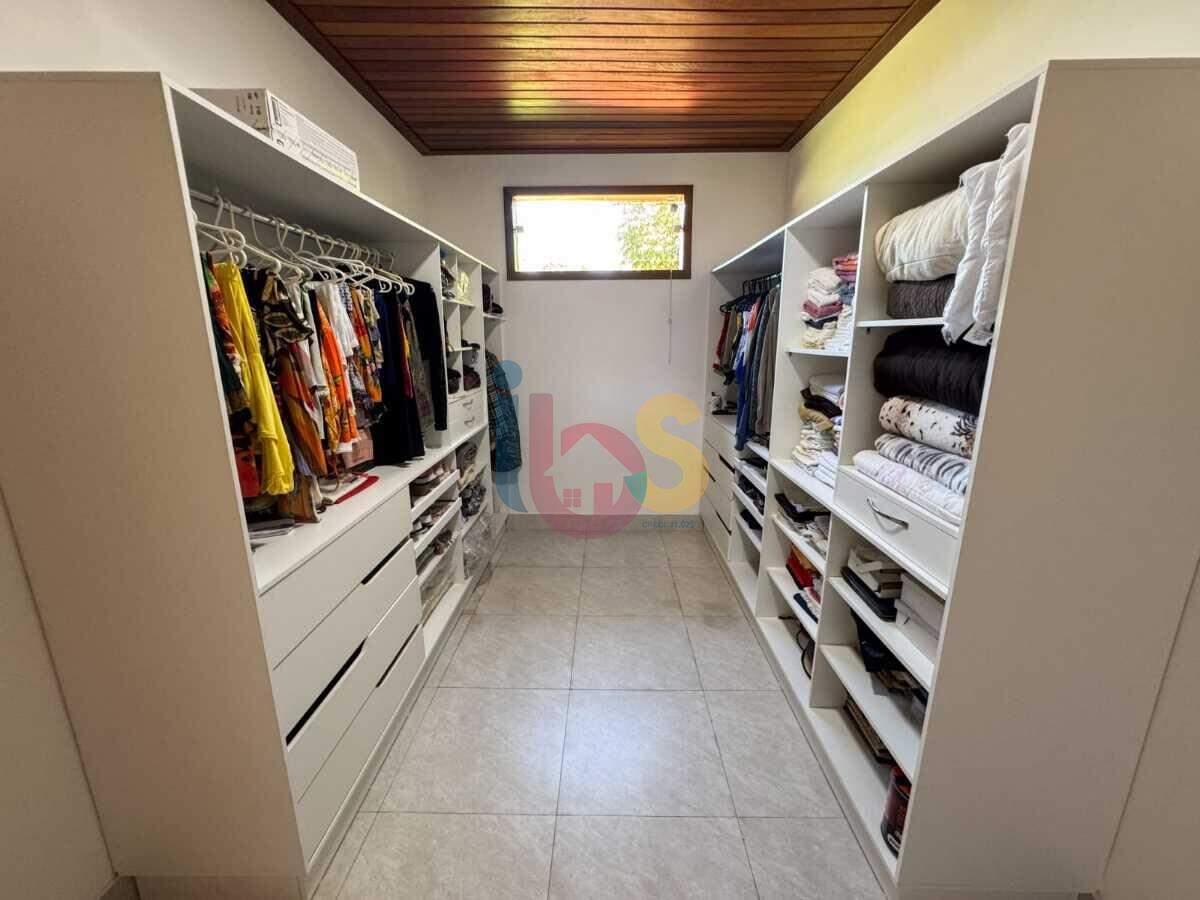 Casa à venda com 5 quartos, 370m² - Foto 9