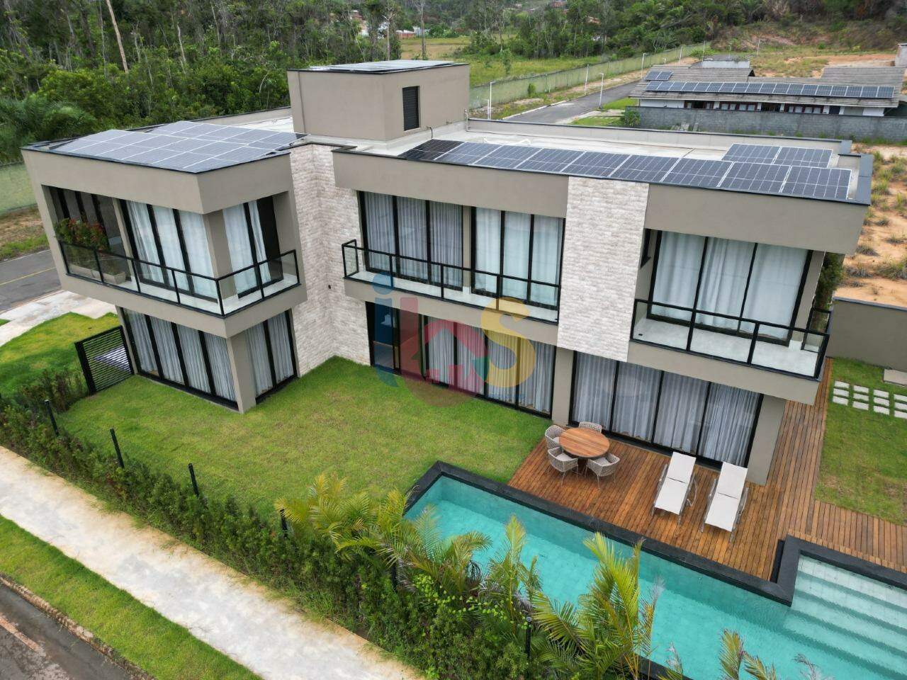 Casa, 4 quartos, 336 m² - Foto 1