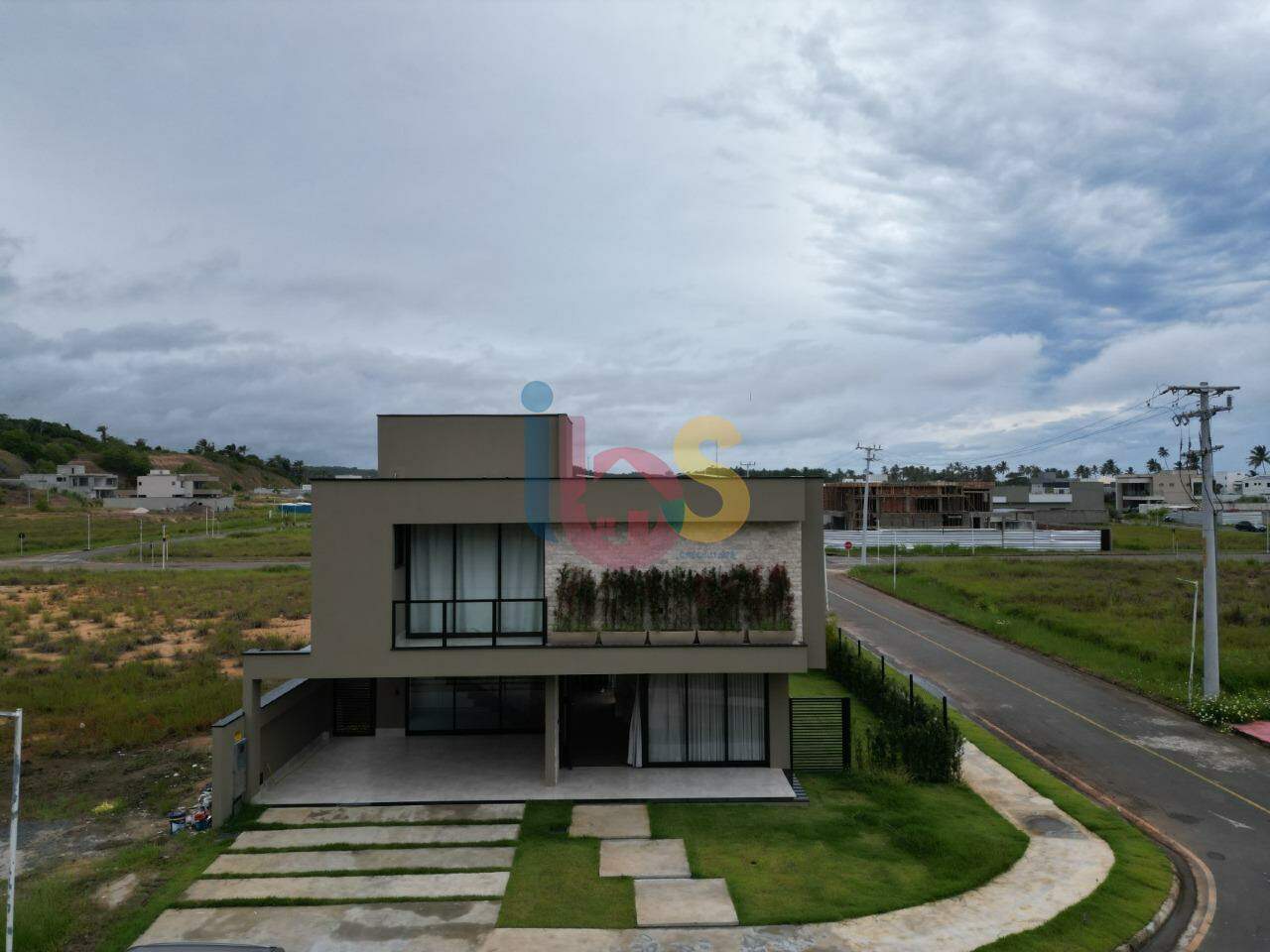 Casa, 4 quartos, 336 m² - Foto 2