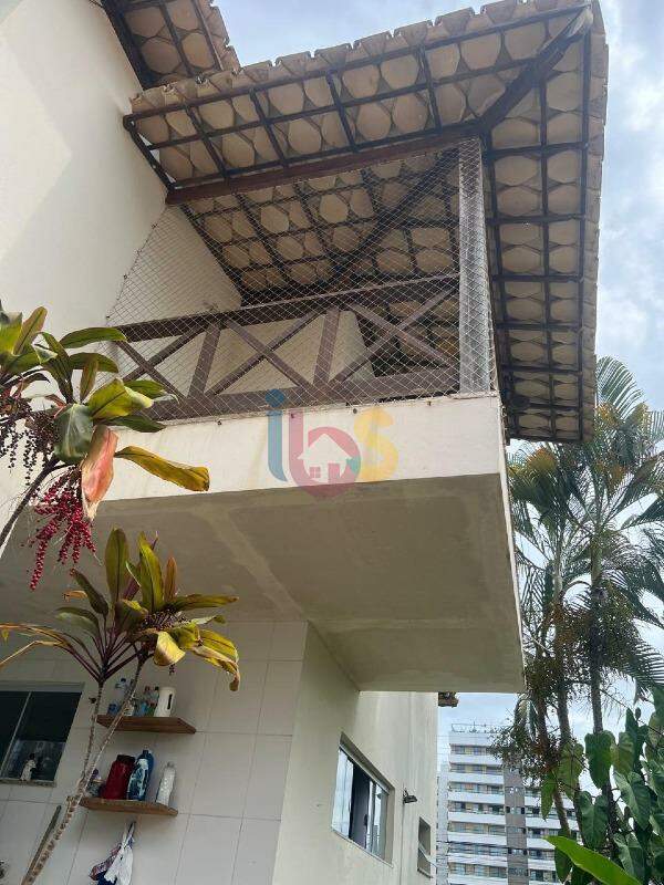Casa para alugar com 4 quartos, 241m² - Foto 4
