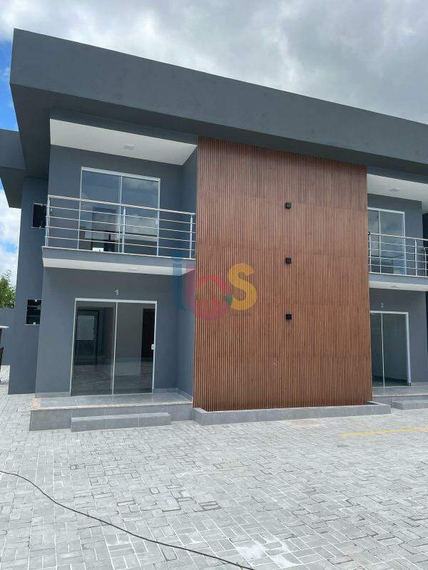 Fazenda à venda com 3 quartos, 120m² - Foto 1