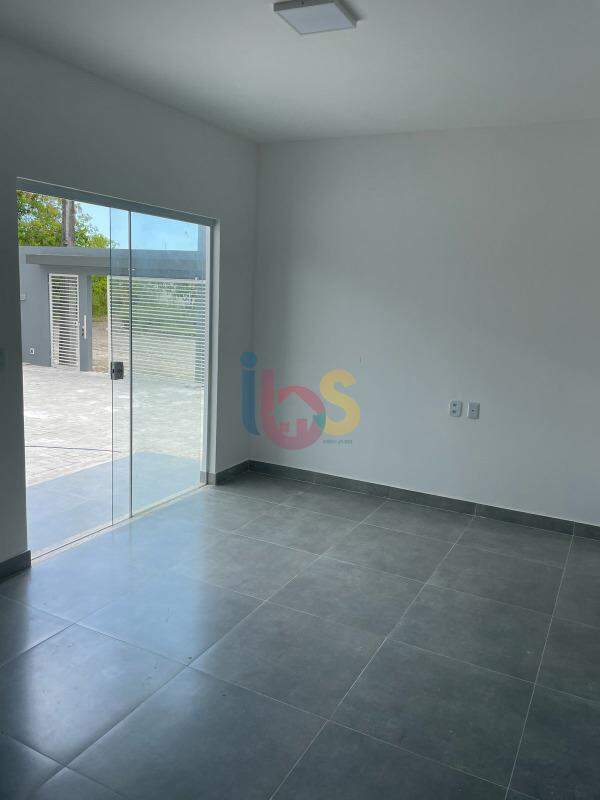 Fazenda à venda com 3 quartos, 120m² - Foto 2