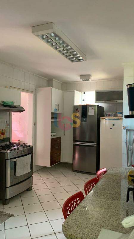 Apartamento à venda com 3 quartos, 150m² - Foto 20