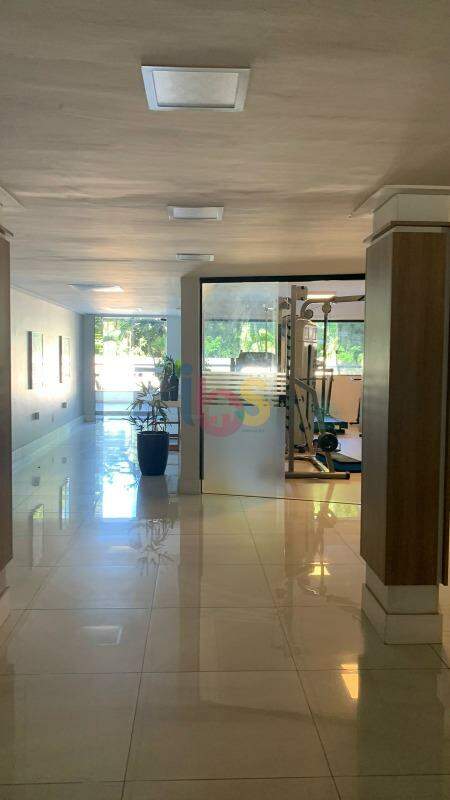 Apartamento à venda com 3 quartos, 150m² - Foto 27
