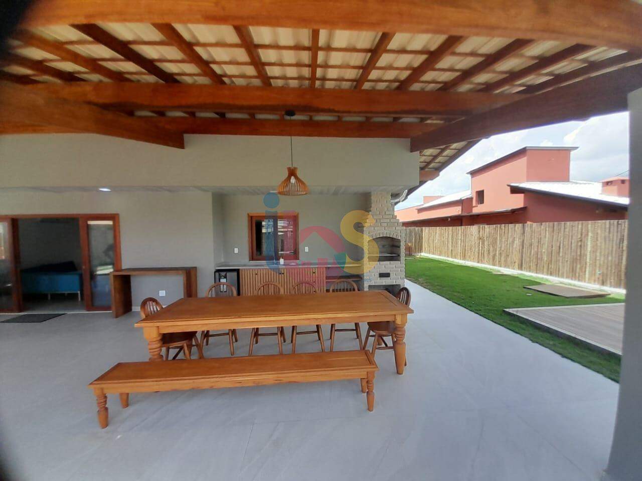 Casa para alugar com 5 quartos, 310m² - Foto 7