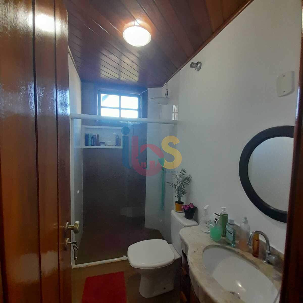 Casa à venda com 4 quartos, 380m² - Foto 17