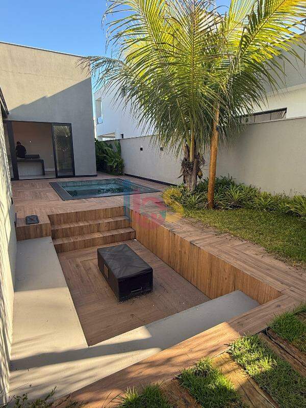 Casa à venda com 3 quartos, 250m² - Foto 6