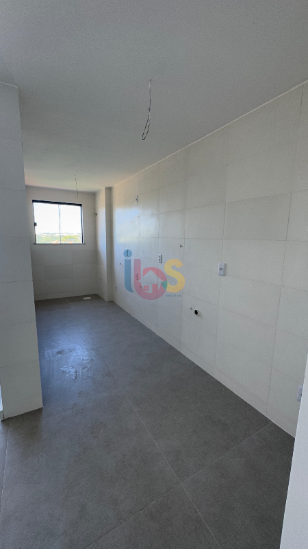 Apartamento à venda com 2 quartos, 94m² - Foto 4
