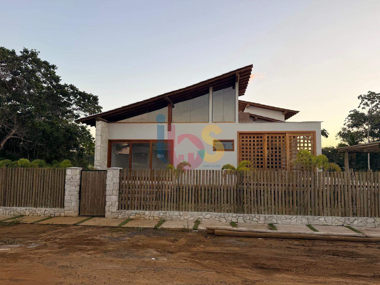 Casa, 3 quartos, 147 m² - Foto 1