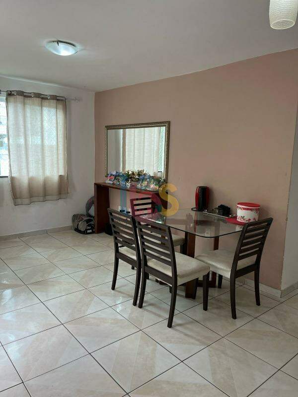 Apartamento para alugar com 2 quartos, 60m² - Foto 1