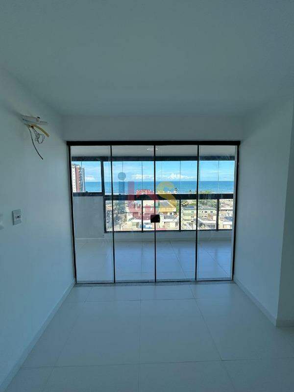 Apartamento à venda com 3 quartos, 100m² - Foto 2