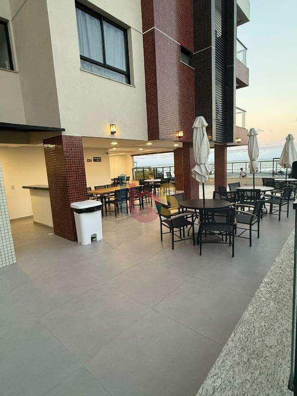 Apartamento à venda com 2 quartos, 96m² - Foto 4