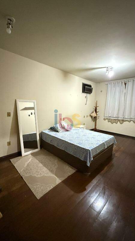 Casa à venda com 4 quartos, 364m² - Foto 5